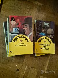 libri gialli "oscar Mondadori"