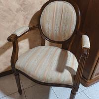 Poltroncina parigina in legno e damascato