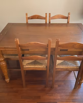 Tavolo in legno allungabile