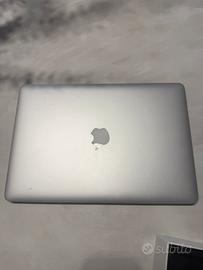MacBook Pro – Non funzionante – Per ricambi