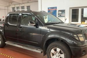 NISSAN NAVARA - PICK UP - 4X4 - GANCIO TRAINO