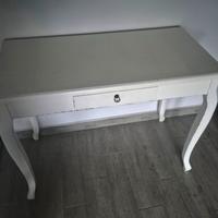 Scrivania bianca modello shabby
