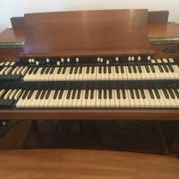 Organo Hammond B3 in ciliegio e Leslie 122 in noce
