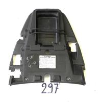 Carena vano sottosella con cassetta attrezzi Honda