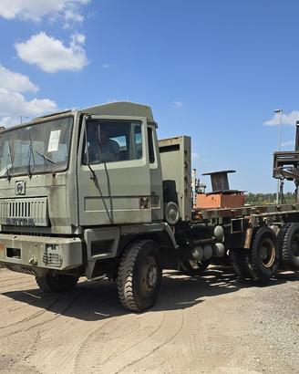 Astra bm 309-f con pianale fisso 6x6