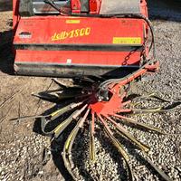 Macchina da raccogliere le nocciole Jolly 1800