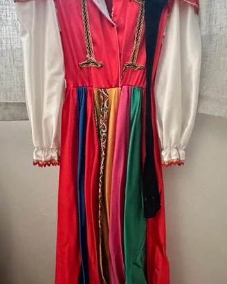 Vestito carnevale da pirata con gonna