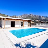 VILLA SINGOLA A FORMIA