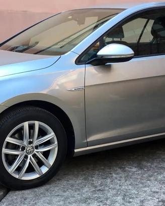 Volkswagen Golf GTI VII 2017 5p 1.5 tgi Business 1