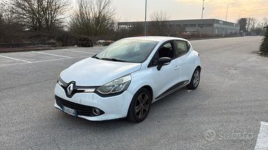 Renault clio 2015