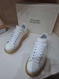 Alexander Mcqueen 