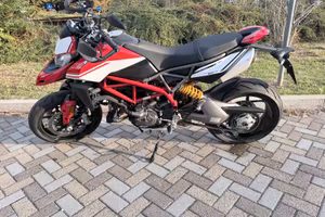 Ducati Hypermotard 950
