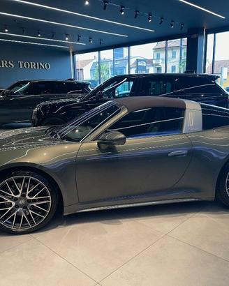 PORSCHE 992 Targa 4S
