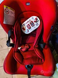 Seggiolino auto Chicco Cosmos rosso (0-18 kg)