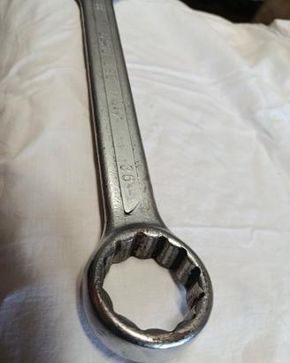 Rara Usag extra 285 Italia 36mm