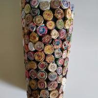 🎨 Vaso multicolore 🌈 in plastica nera 🪁