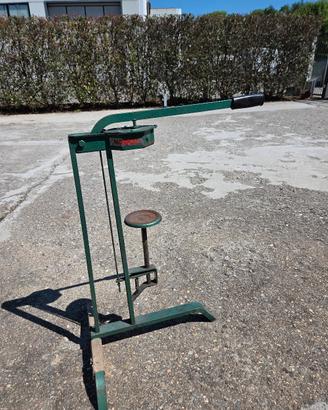 Tappatrice tappi in sughero mondial