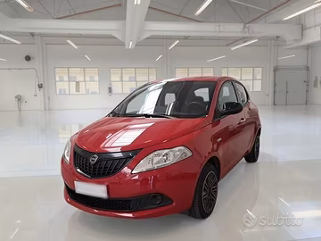 LANCIA YPSILON 1.0 FIREFLY 70 CV HYBRID ORO 5 PORT