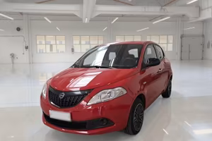 LANCIA YPSILON 1.0 FIREFLY 70 CV HYBRID ORO 5 PORT