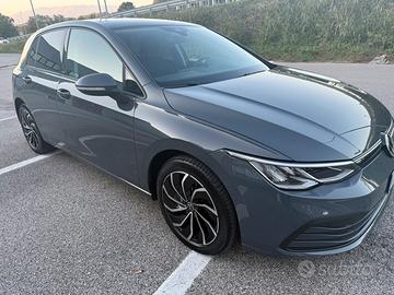 VOLKSVAGEN GOLF 8 TDI 2.0 150CV SCR DSG