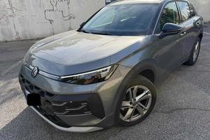 Volkswagen T-ROC 1.5 eTSI DSG (150 CV) STYLE