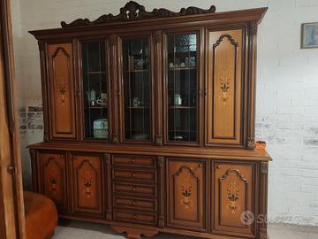mobile credenza 