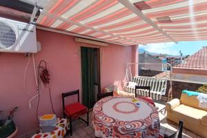 Bilocale con doppio terrazzo