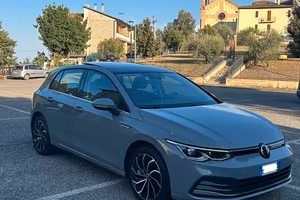 Volkwagen Golf 8 etsi 1st Edition