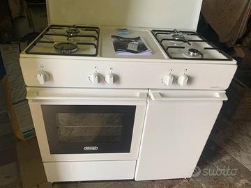 stufa con forno a bombola