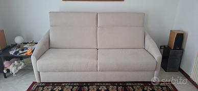 divano letto matrimoniale nuovissimo 