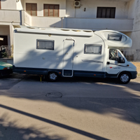 Camper mansardato