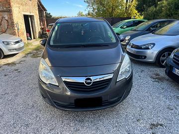 Opel Meriva 1.3 CDTI 95CV ecoFLEX Cosmo