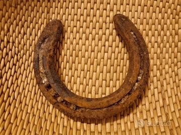 ferro  di cavallo antico 