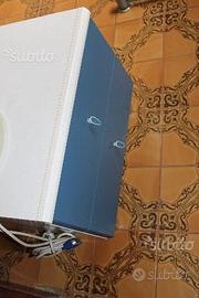 Comodino bianco celeste