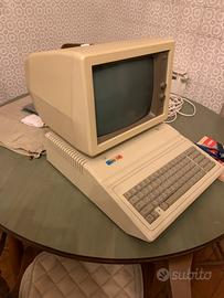 Apple IIe (Clone Intercomp )