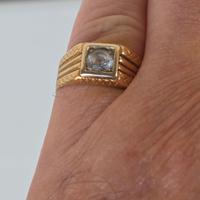 Anello d'oro 18 carati con zaffiro bianco del 1954