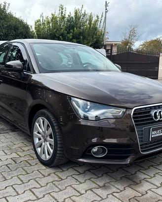 Audi A1 1.6 TDI S tronic line edition plus