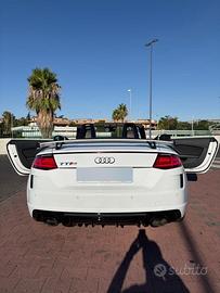 Audi TT RS Roadster 2.5 TFSI quattro S tronic