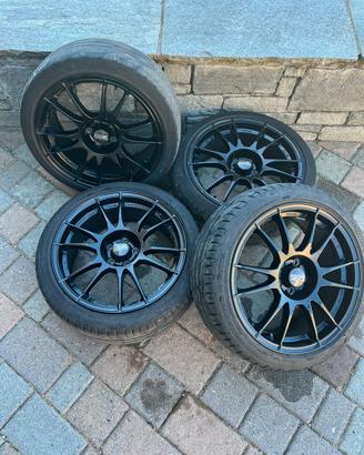 Cerchi OZ ultraleggera R17 + gomme
