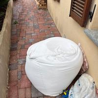 Pouf in polistirolo e stoffa rivestibile