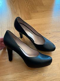 Scarpa con tacco décolleté Ferragamo