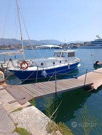 Barca a motore  pilotina 11 mt