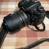 Nikon 7200 con  afs nikkor 18-140 ed