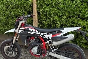 SWM 125 SM R