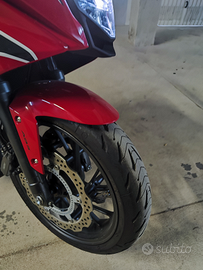 Honda CBR 650 f