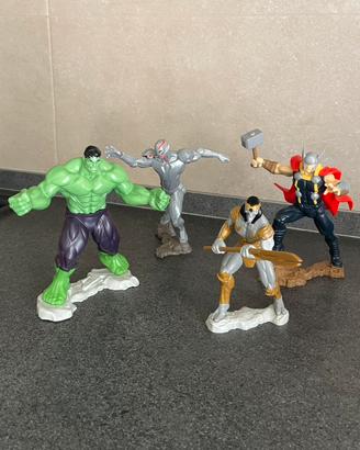Marvel Avengers 4 supereroi Gransorprese Kinder