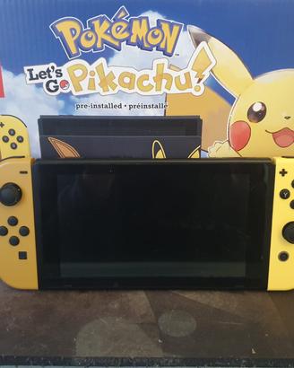 Nintendo Switch Pikachu & Eevee + Pro Controller