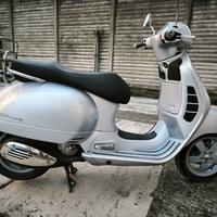 Vespa GTS 250 del 2005 con 41.000 km