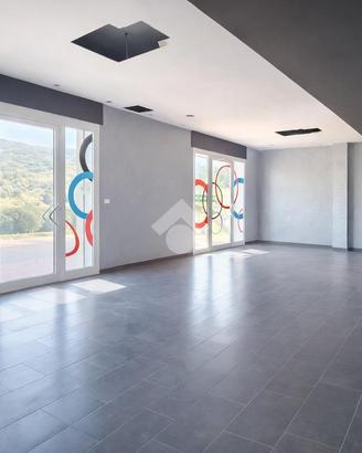 MAGAZZINO A LUZZI