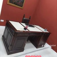 scrivania studio